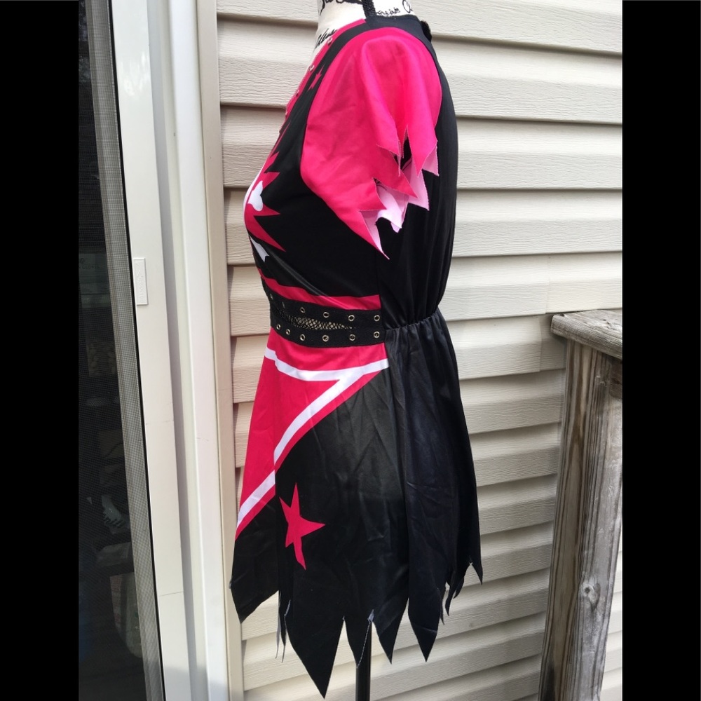 Costume for a young girl size 12-14 - Picture 4 of 8